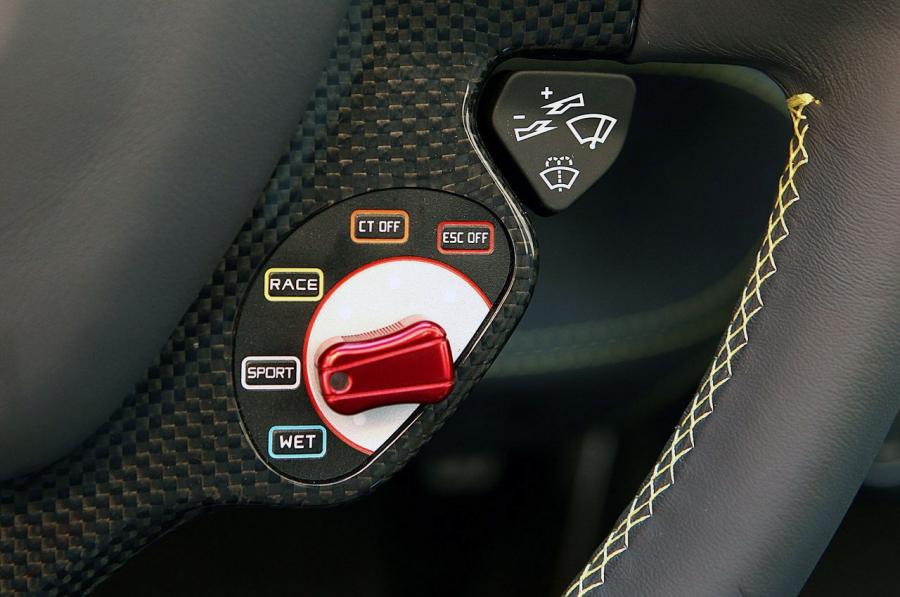  Ferrari 458 Spider 2012 года  (фото 79 из 136)